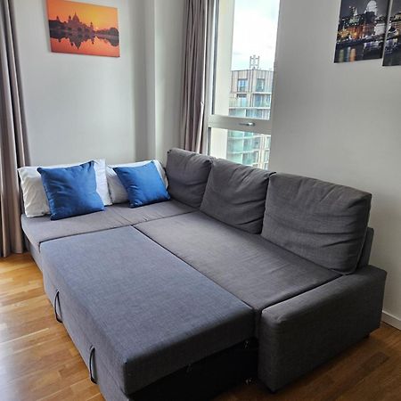 Lovely 2 Bedroom Flat With Balcony In Stratford Londra Dış mekan fotoğraf