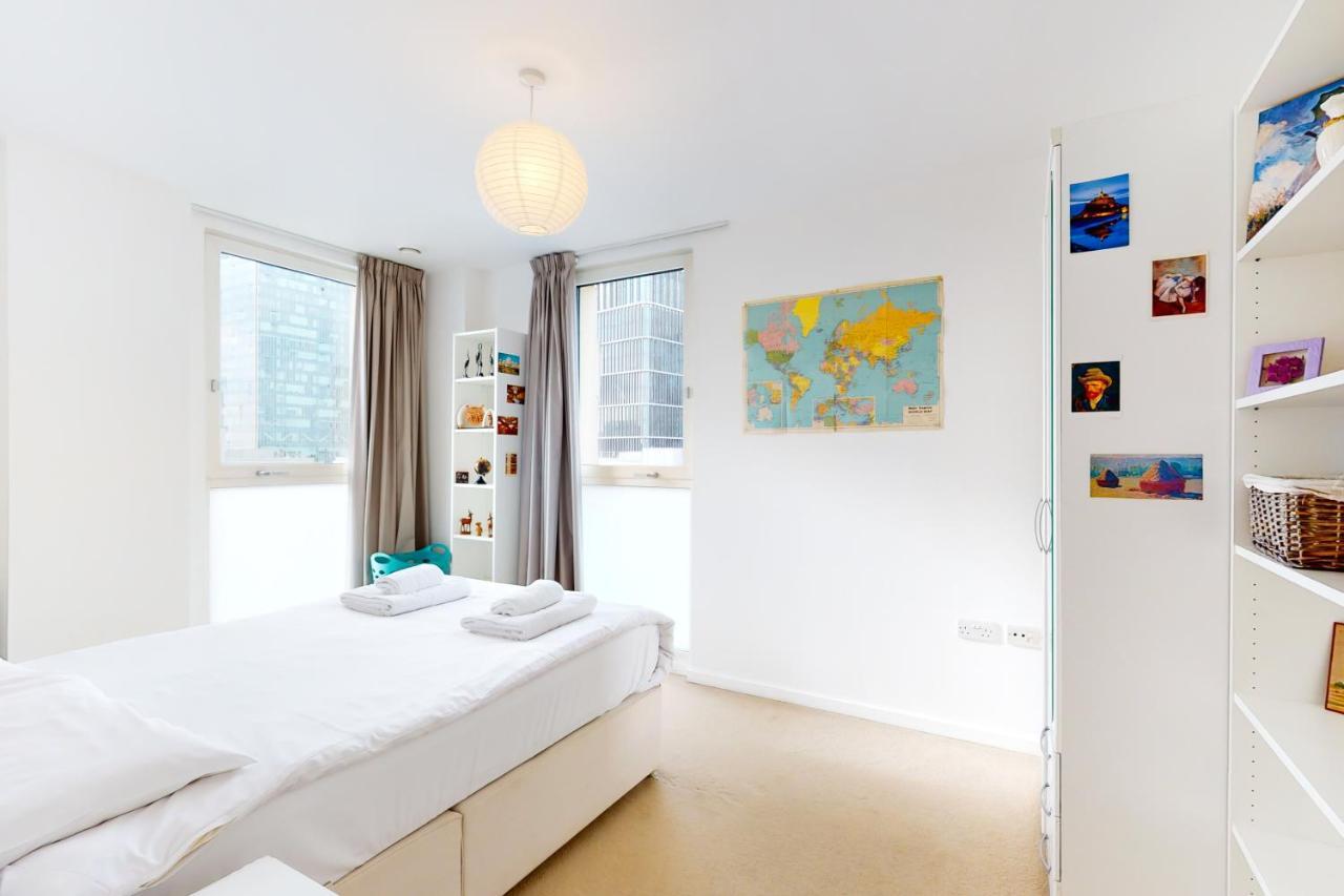 Lovely 2 Bedroom Flat With Balcony In Stratford Londra Dış mekan fotoğraf